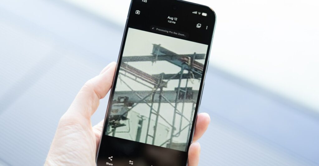 The newest Pixels put generative AI right inside the camera
